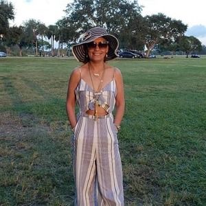 Meet your Posher, Maria